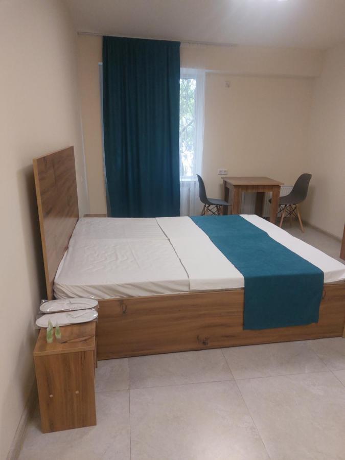 The Best Hotel-Hostel Yerevan Exterior photo